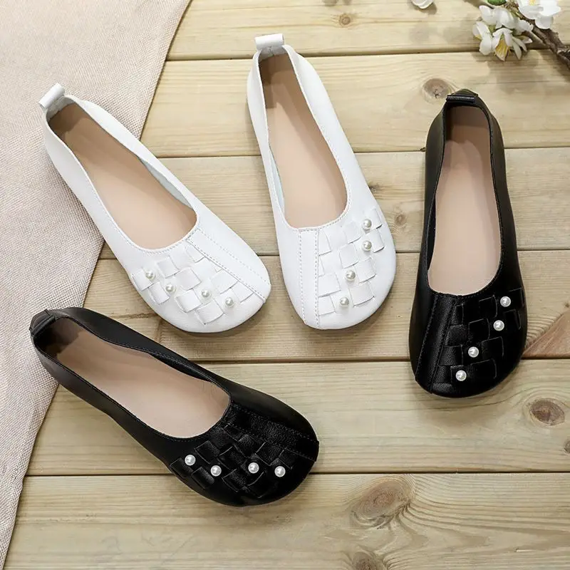 Flats Pearl Ladies Summer Footwear White Flat Moccasins Round Toe Shoes For Women 2024 On Promotion With Chic Elegant Social 39