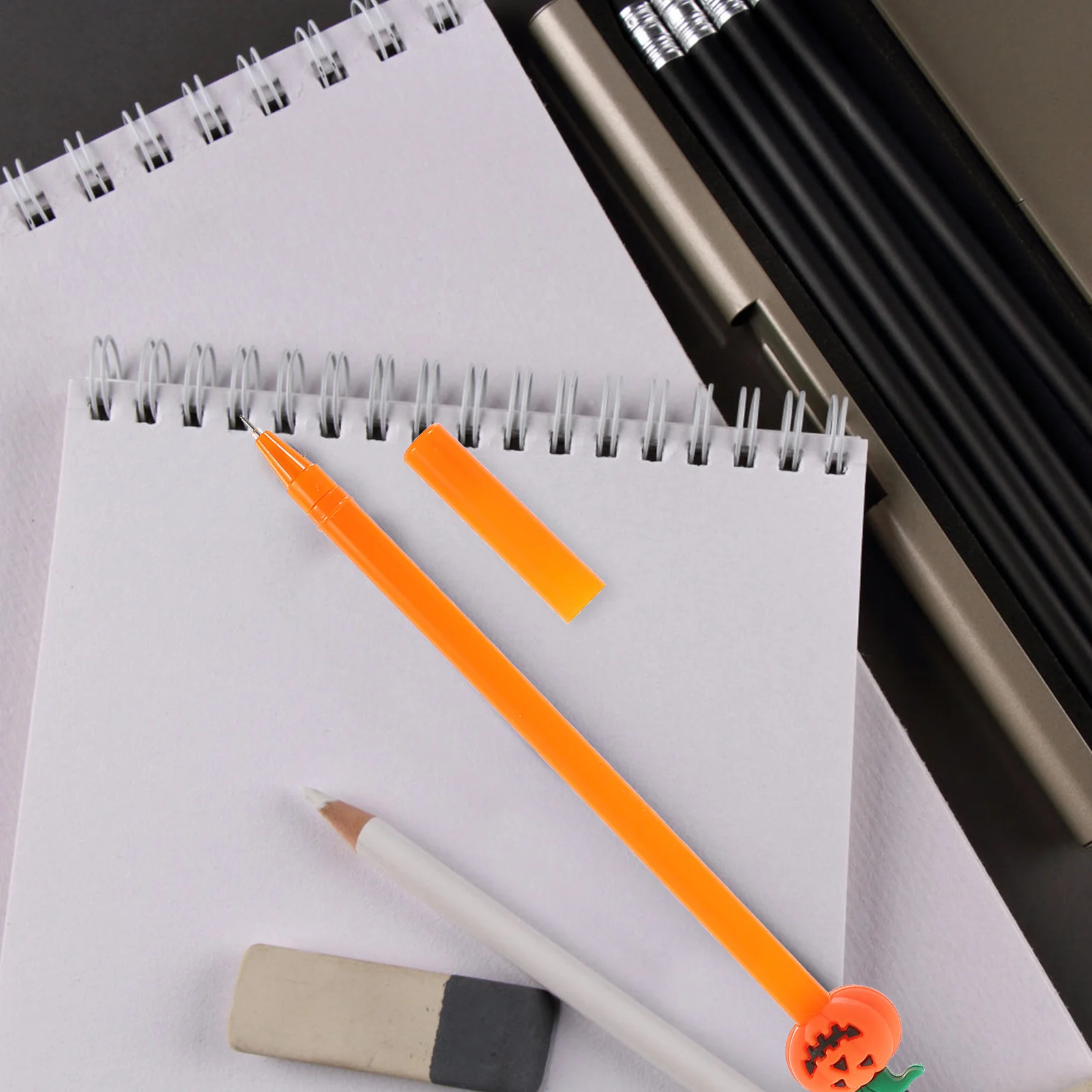 

30 шт., милые гелевые ручки с тыквой, удобные ручки для письма для студентов, офисные подарки на Хэллоуин, сувениры для вечеринки на Хэллоуин