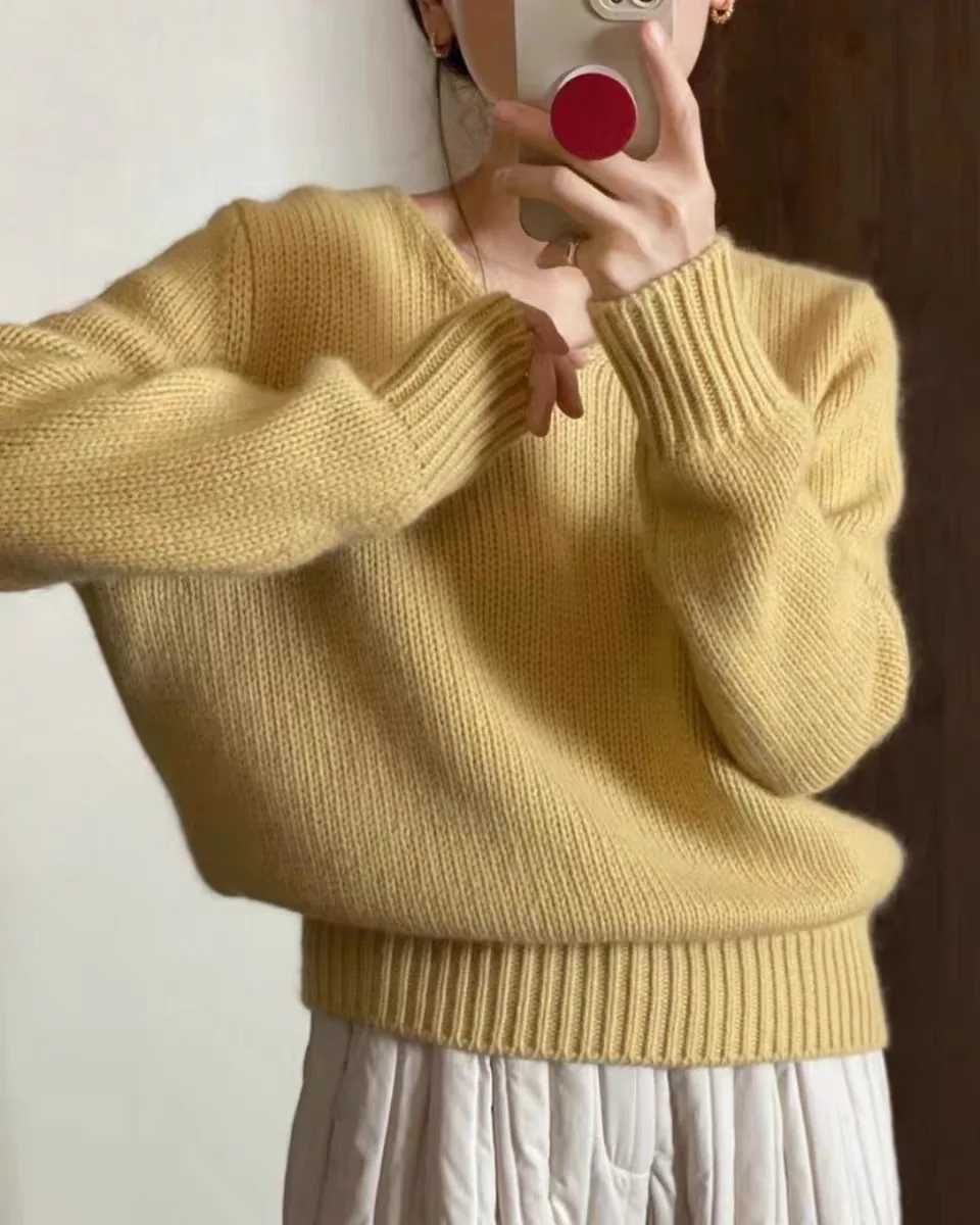 WOTEEWS  New 2024 Autumn/Winter 100% Wool Knitted Women's V-neck Sweater for Warmth and Comfort, Full Sleeves for Women pullover