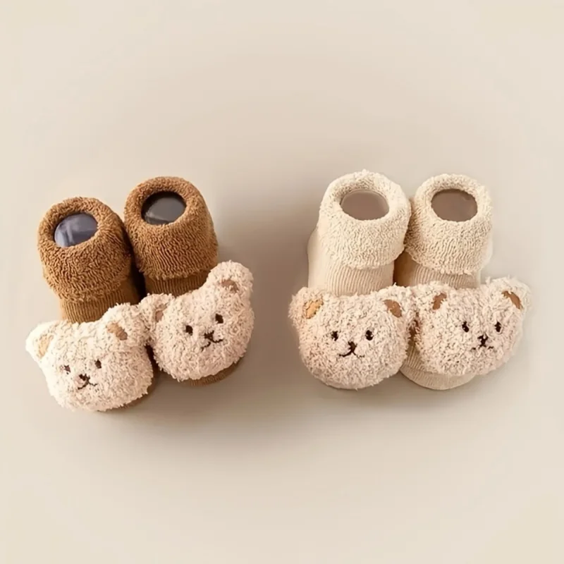 1 pairs of winter newborn non-slip floor socks Cute bear pattern children\'s toddler socks Cozy plush indoor non-slip socks