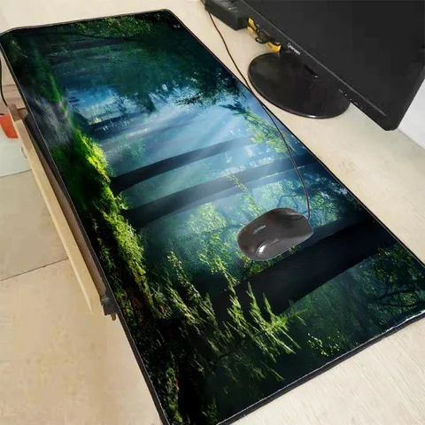 Коврик для мыши Mairuige 900x400 - Большой игровой коврик с ярким дизайном — пример использования
