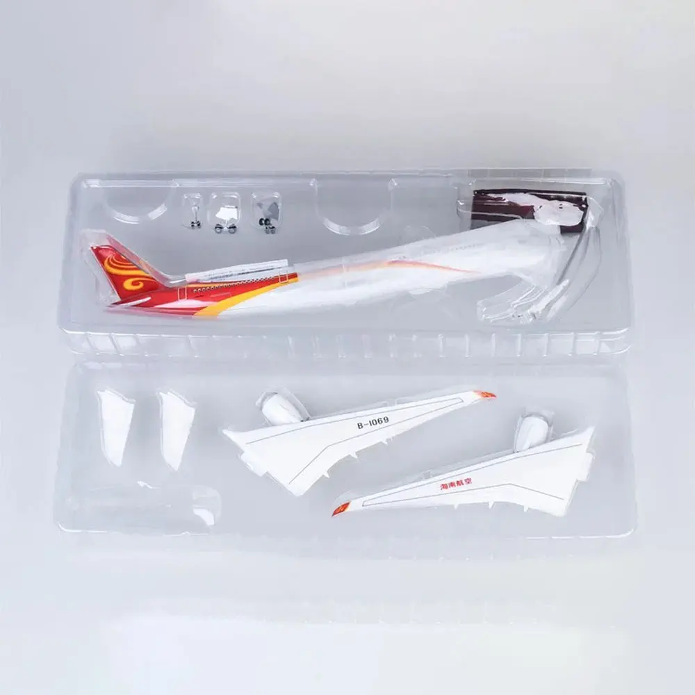 Scale Aircraft 47cm Airplane Model Hainan in China Sea Airlines A350 Plane Model Adults Fun Diecast Airplanes With LED Light Gif