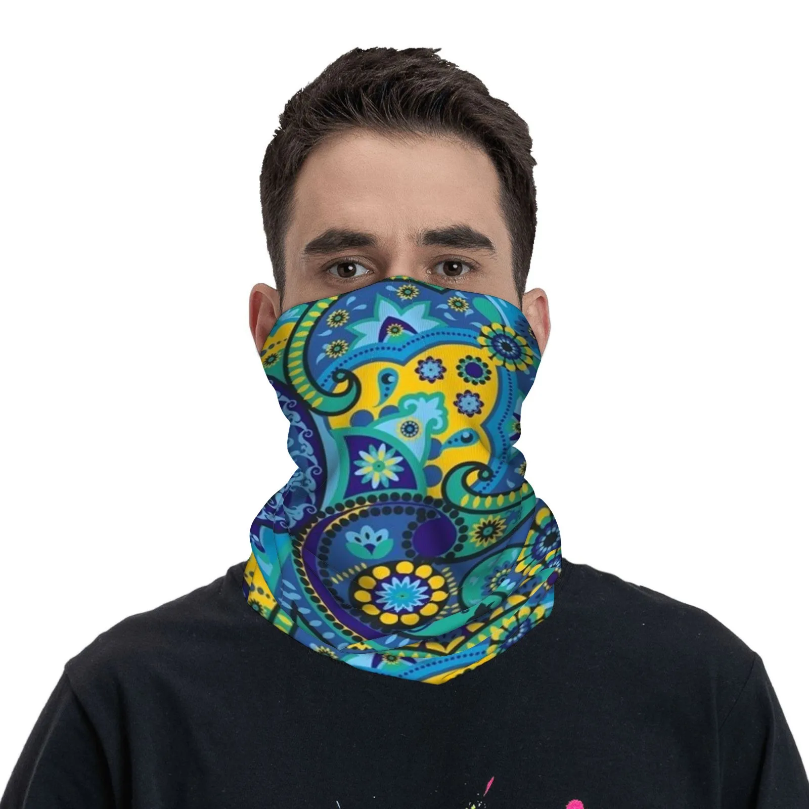 

Chic Multicolored Paisley Neck Gaiter:Style Meets Boldness.Unisex Perfect for Outdoor Adventures. Soft,Windproof,UV-Protective.