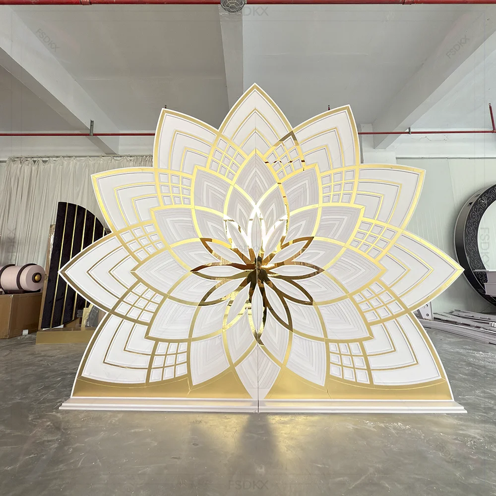 

Hot Selling PVC wedding stage bacKdrop Wall Decorations Golden Shiny Acrylic Lotus Flower Gold Bckdrop