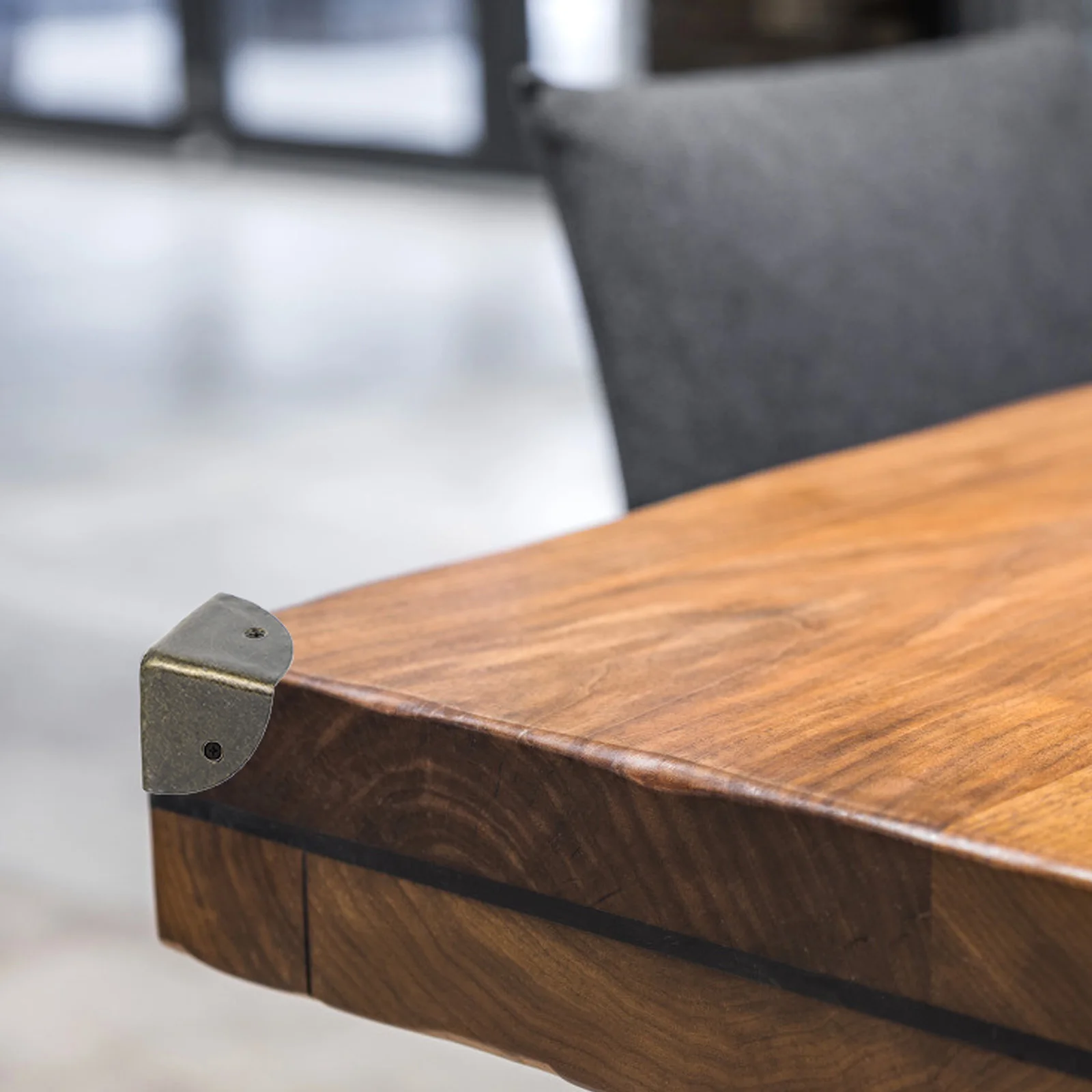 

12pcs Retro Metal Corner Protectors Durable Iron Rustproof Furniture Guard Vintage Wood Box Trim Accessories Copper Plated Guard