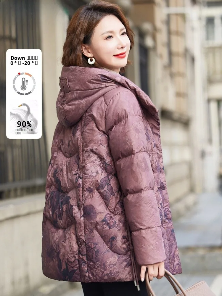 

Утепленная зимняя куртка для мамы: модное пальто средней длины из полиэстера с застежкой-молнией и цветочным узором