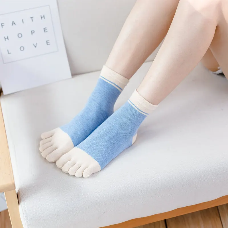 

5 Pairs Women Ladies Thick Toe Socks Autumn Winter Happy Cotton Sock Fashion Patchwork Mid-tube Casual Warm Socks Five Fingers