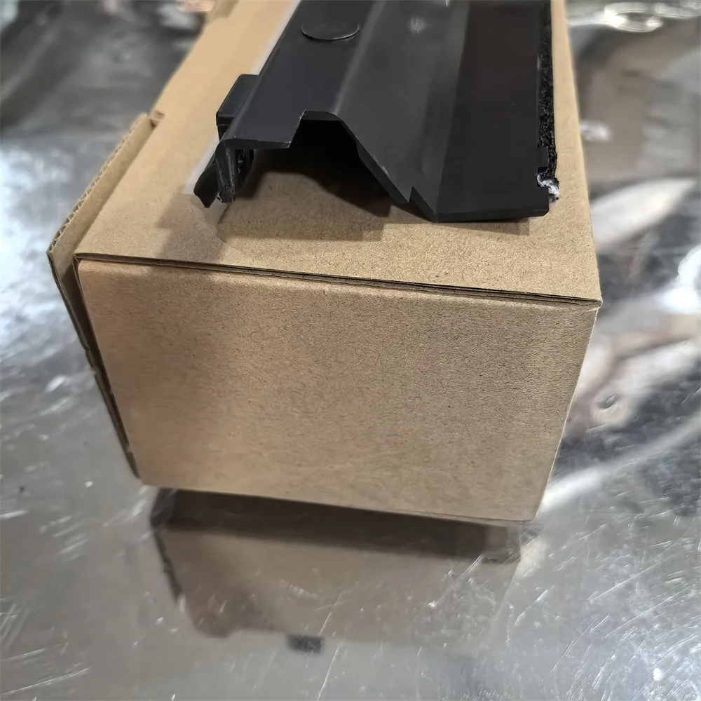 

2шт. Уплотнение крышки блока разработчика для Xerox DCC 7600 6500 5500 5580 6680 7780 550 560 C75 J75 5065 6550 240 250 242 Запчасти для копировальных аппаратов