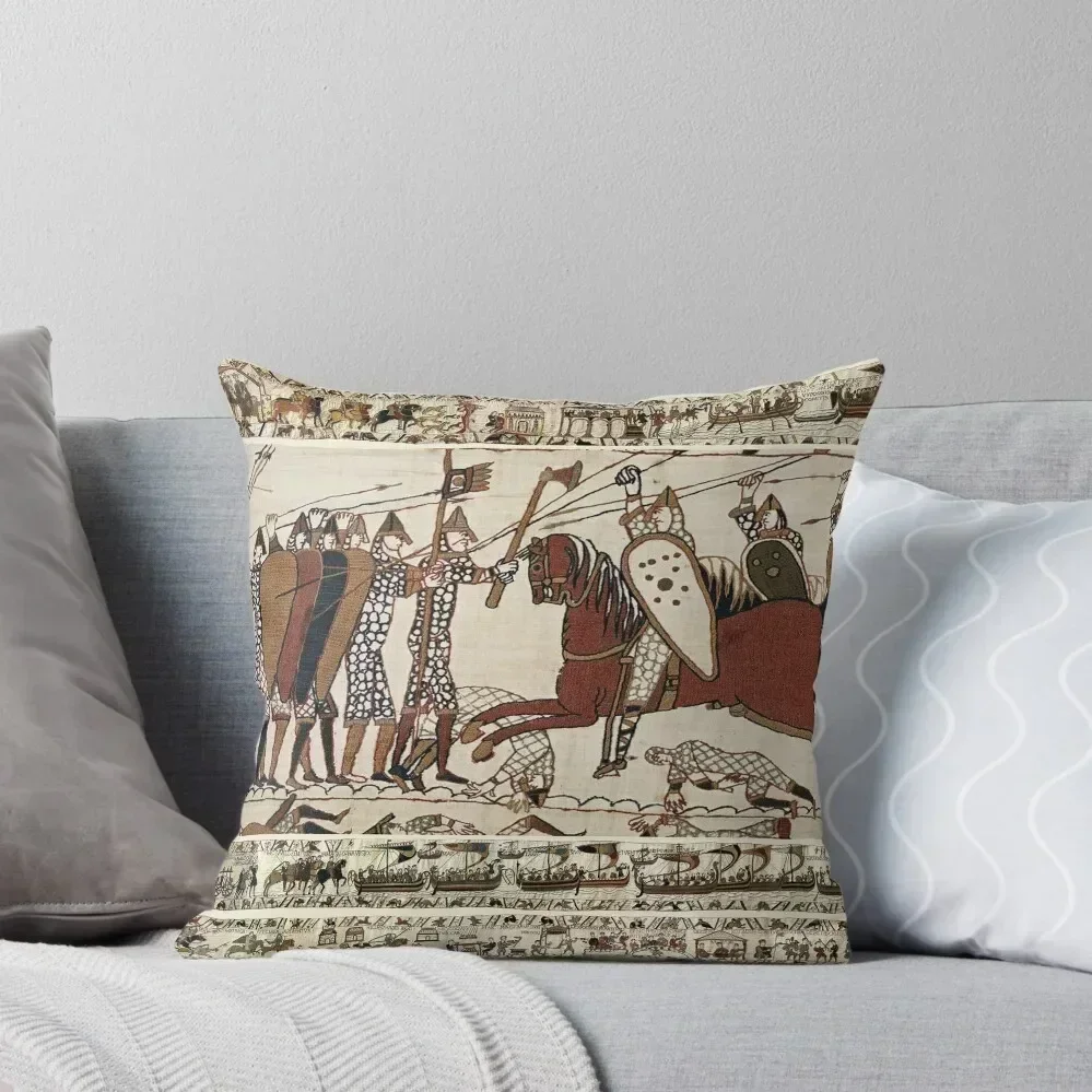 THE BAYEUX TAPESTRY ,BATTLE OF HASTINGS ,NORMAN KNIGHTS COMBATTING HORSEBACK Throw Pillow Decorative Sofa Cushions pillow