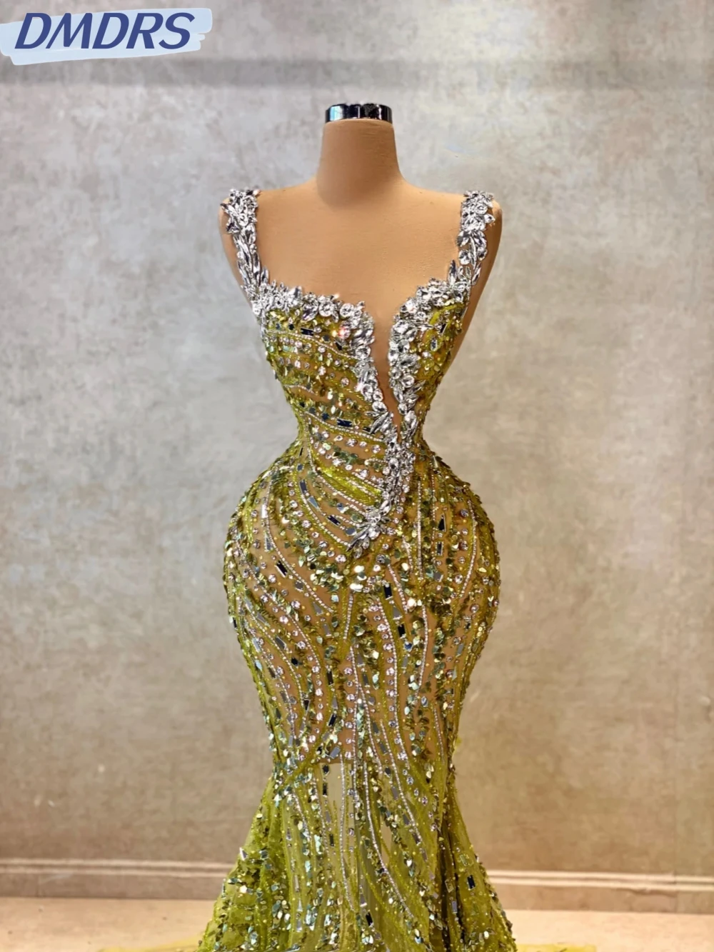 

Shiny Green Gorgeous Mermaid Long Evening Dress Elegant Beaded Rhinestones Prom Dresses Customized Illusion Wedding Party Gown