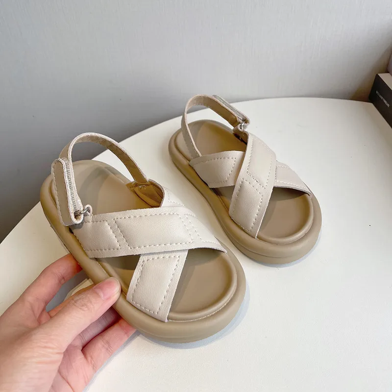 Sandalias de cuero suave para niños y niñas, con suela antideslizante, ideal para la playa y uso informal, novedad de verano 2024