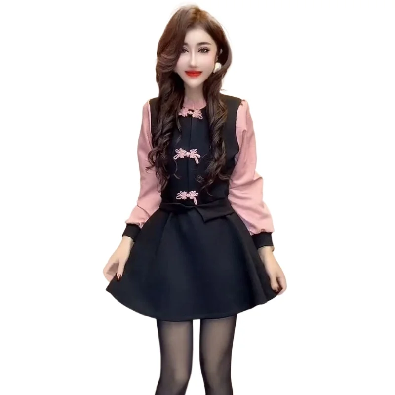 Internet Celebrity Dress Women' Autumn New Products Chinese Contrasting Casual Splicing Round Neck Disc Buckle Short Skirt Trend
