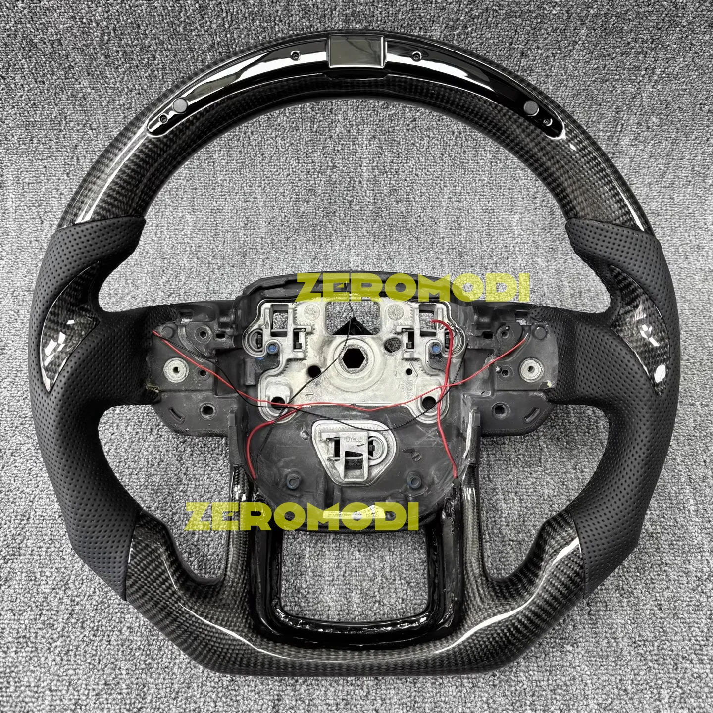 

Fit For Land Rover Sport Range SVR L494 2014+ Evoque LED Carbon Fiber Perforated Leather Sport Car Steering Wheel