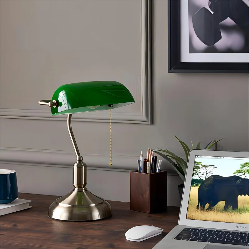 American Retro Desk Lamp Classic Bedroom Bedside Light European Antique Study Classical Reading Eye Protection Table Lamp