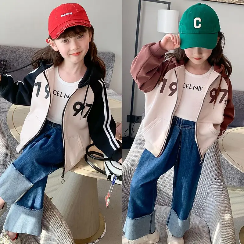 

Girls Hooded Jaet Autumn Wear 2025 New Korean Sle Children Zipper irt Trendy Middle Large Children Faionable Coat
