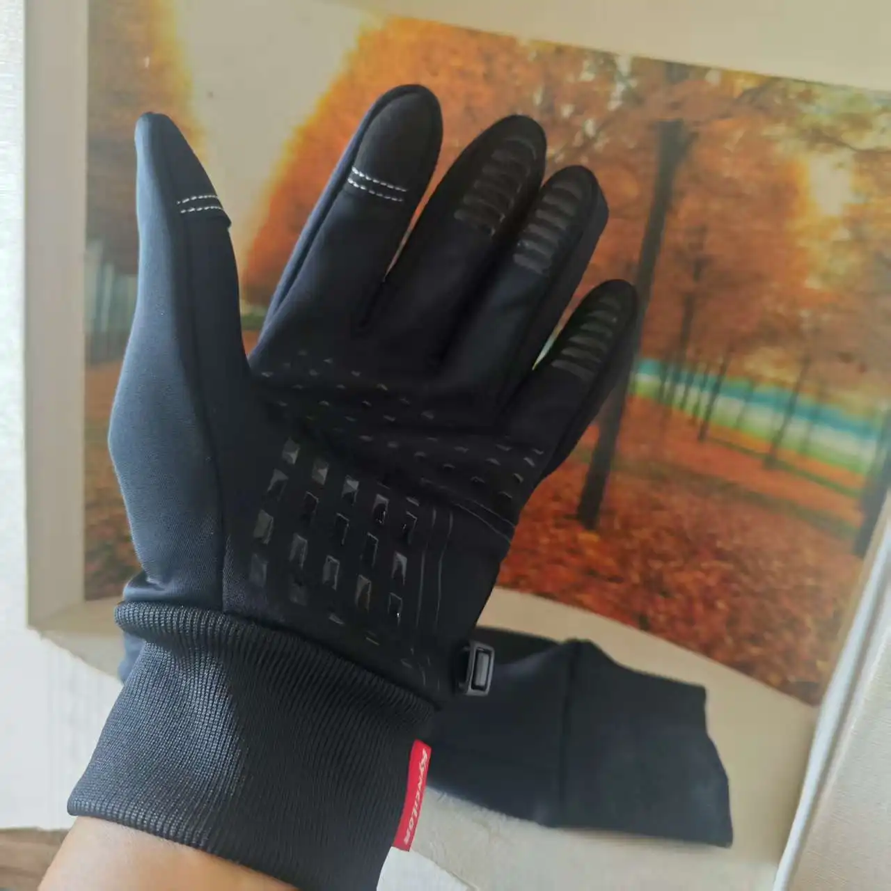 

Winter Warm Touch Screen Motorcycle Racing Gloves for Women Autumn Cycling Offroad RidingRunning Breathable Thermal Luvas