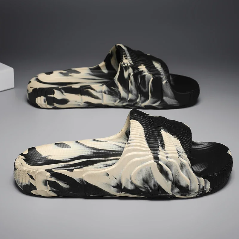 Men's Slippers Summer Indoor Home 2023 New Bathroom Anti Slip Soft Sole Slippers EVA Fashion Trend Slippers