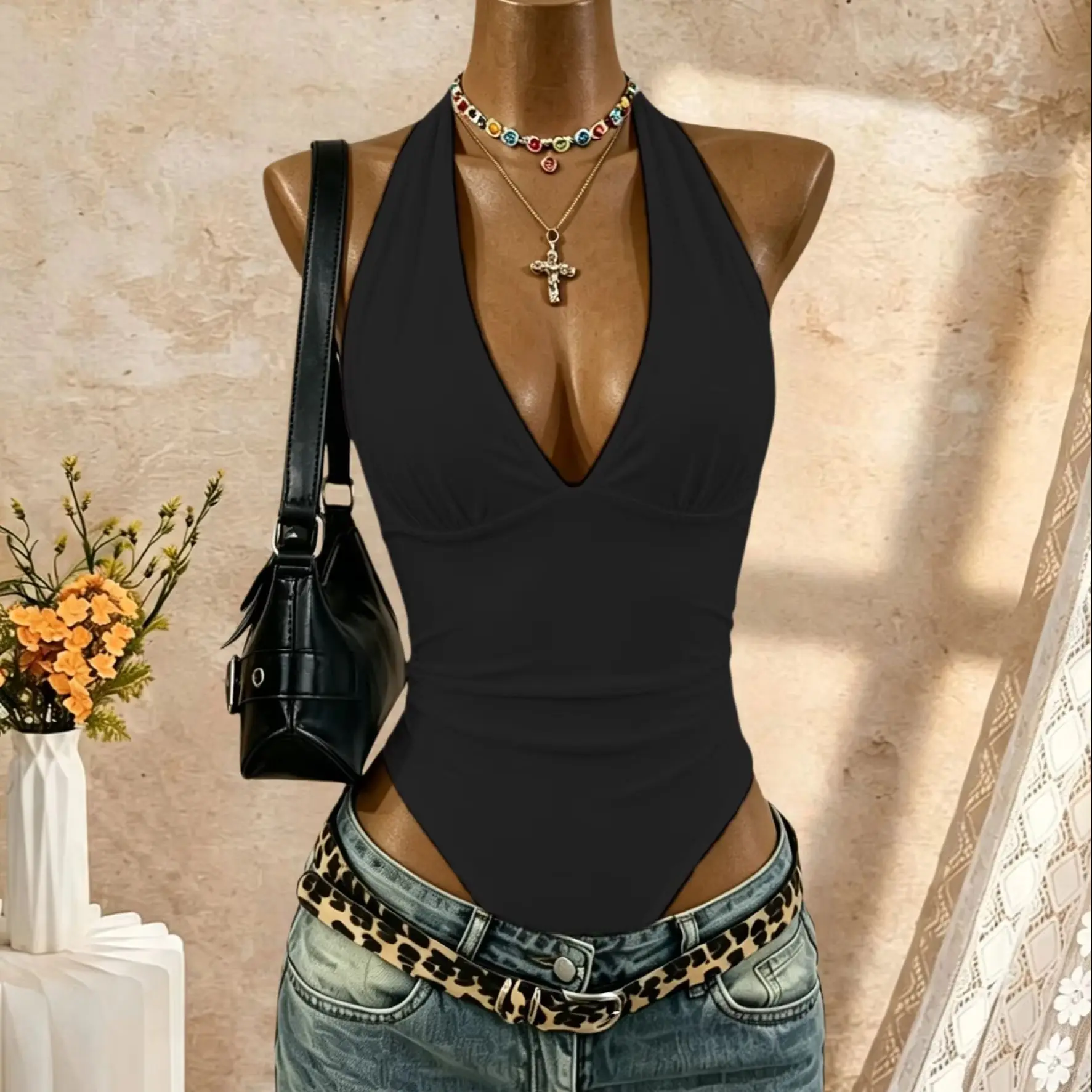 Damen Neckholder-Body mit tiefem V-Ausschnitt, gerafftem Design, schmaler Passform und hohem Beinausschnitt – Sommer 2026 Y2K Streetwear ärmelloses Tanktop – Detail 3