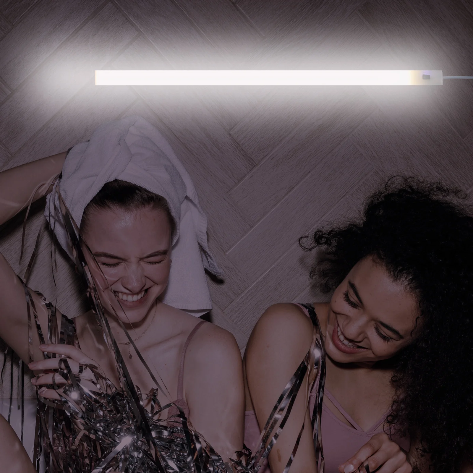 

USB Rechargeable Motion Sensor Light Bar Durable for Closet Wardrobe Kitchen Study Room Under Cabinet Lights Rechargeable