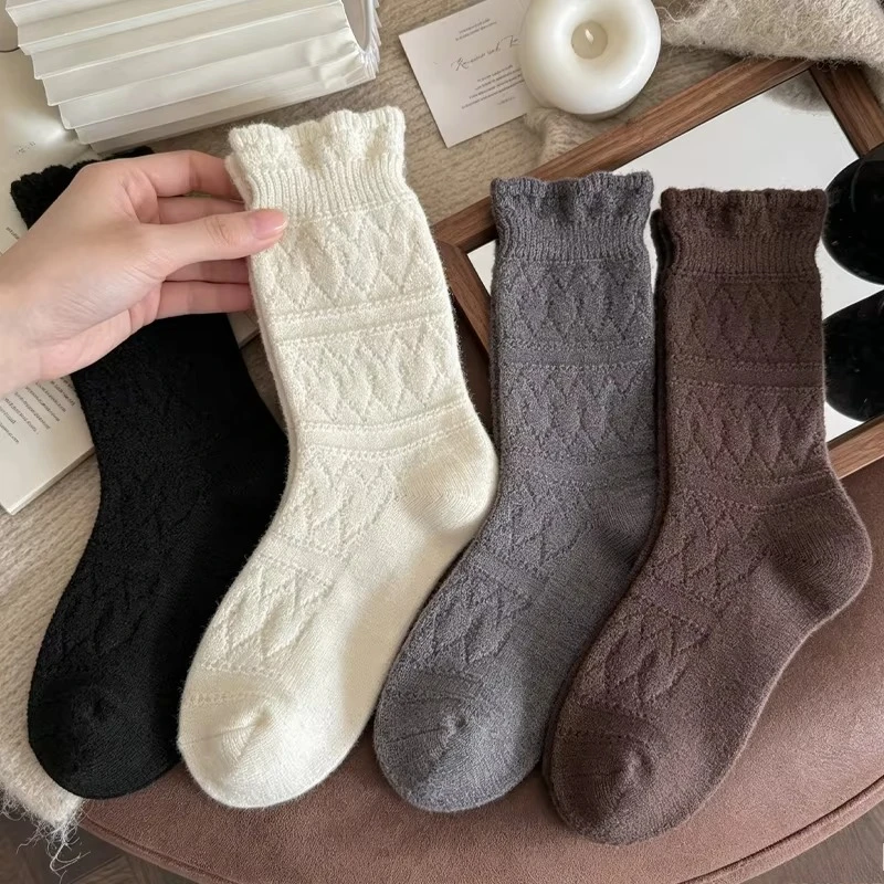 Japanese Style Retro Argyle Wool Texture Socks Mid-length Socks for Autumn Winter Warmth Pile-up Long Socks for Skirts Outfit