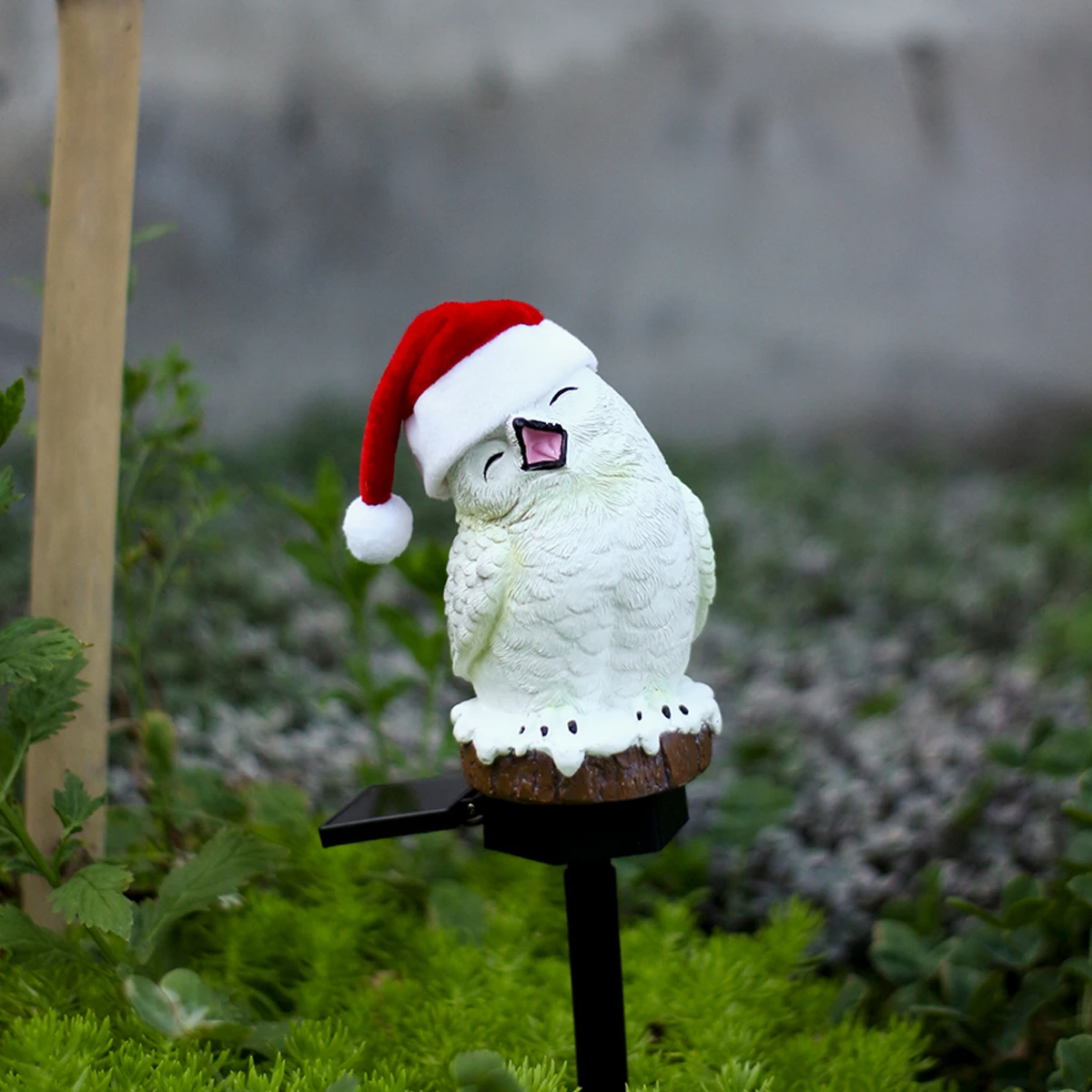 1 Christmas Solar Light Snow Owl, Suitable for Garden Decoration, Christmas Party Garden Decor Light Ground Stake, Outdoor Statu