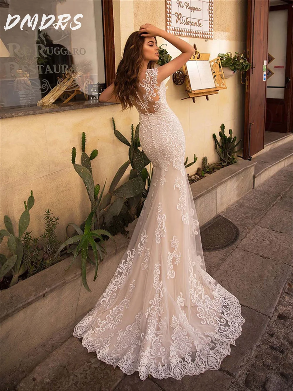 Elegant V-neck Wedding Dress Romantic Lace Bridal Gown Classic A-Line Customized Floor-Length Bridal Dress Vestidos