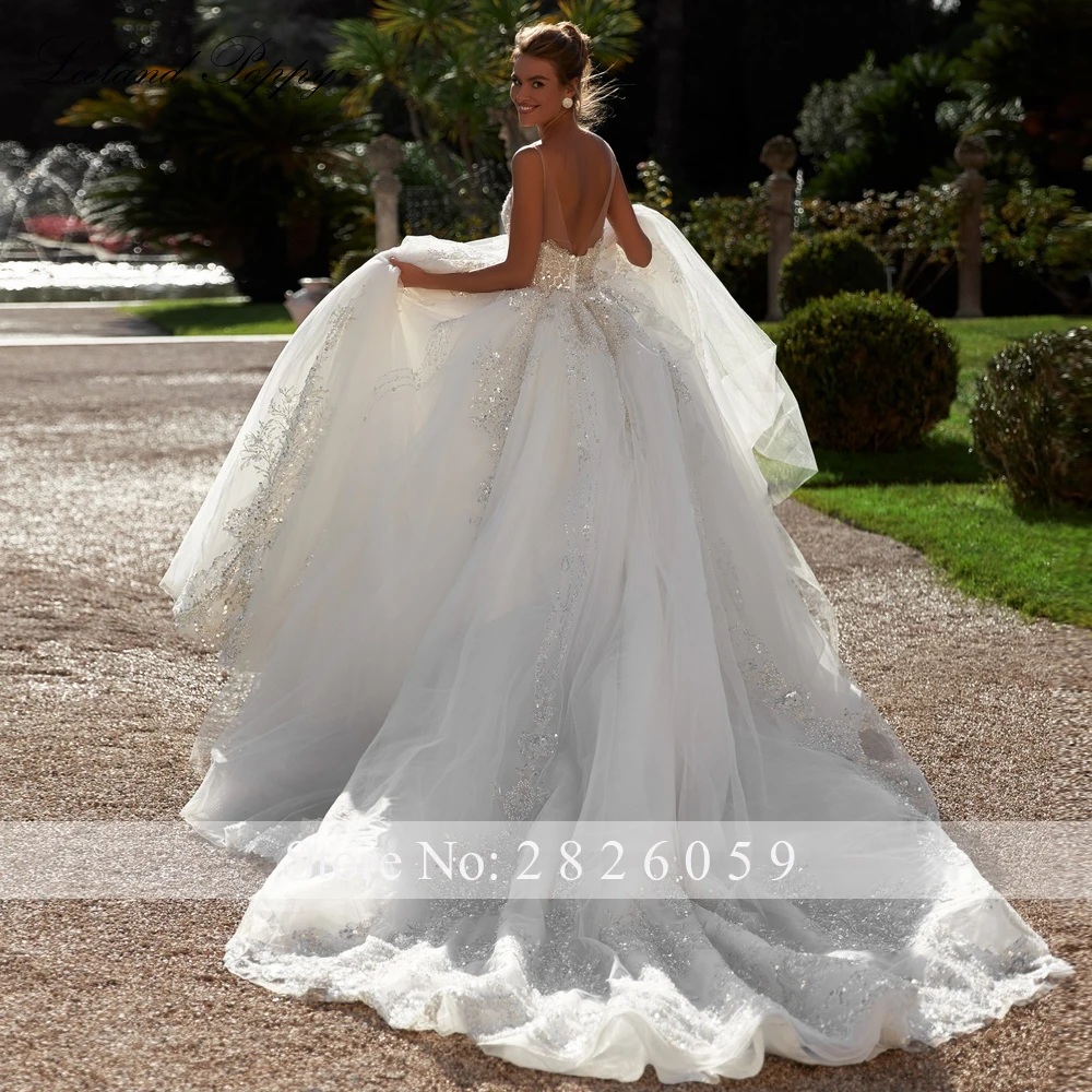 Lceland Poppy Customized Ball Gown Scoop Neck Wedding Dresses Sleeveless Illusion Beaded V Back Bridal Gowns with Chapel Train