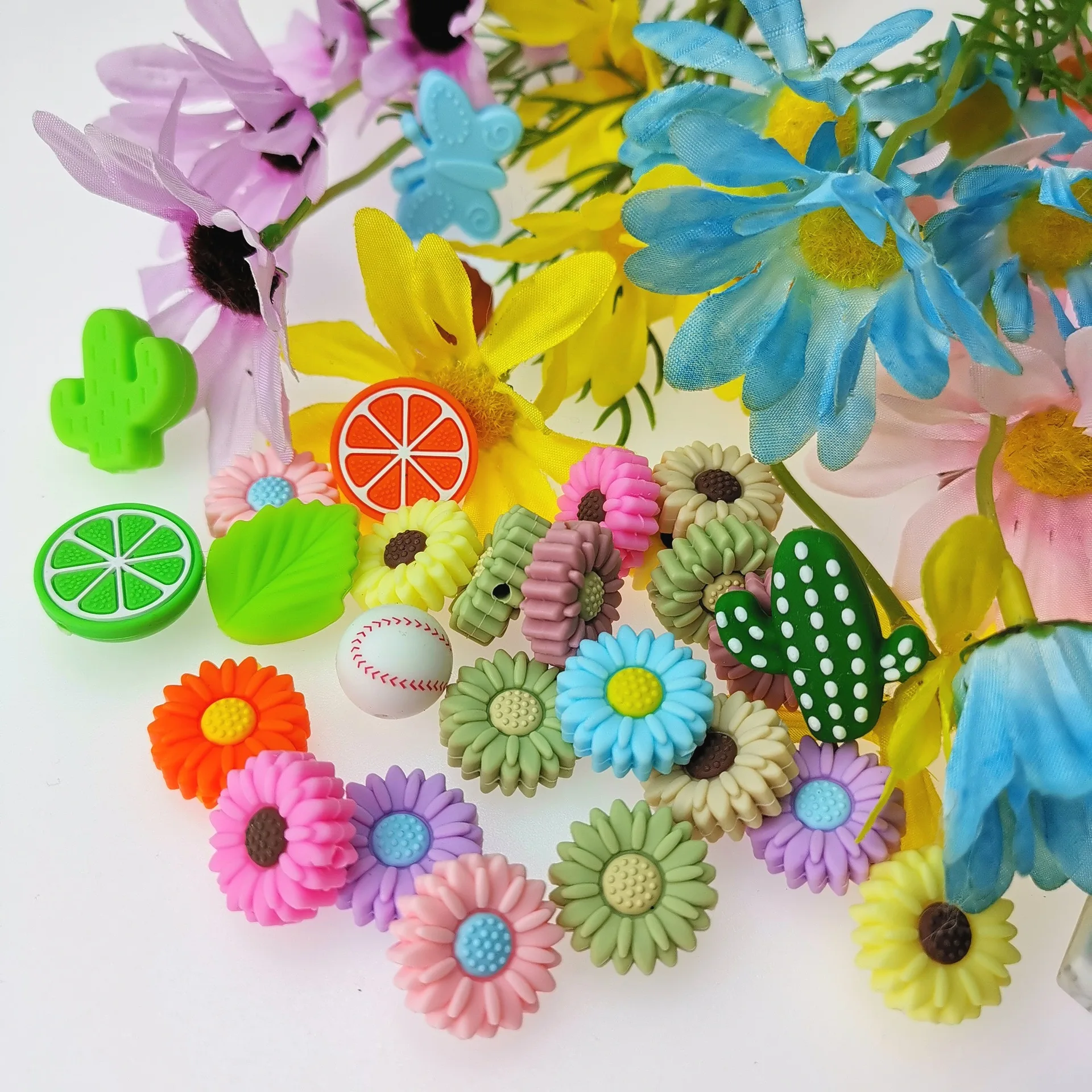 20pcs 30MM Flowers Silicone Beads Focus Beads For Pens Food Grade Silicone Teether Beads DIY Jewelry Pacifier Chain Accessories