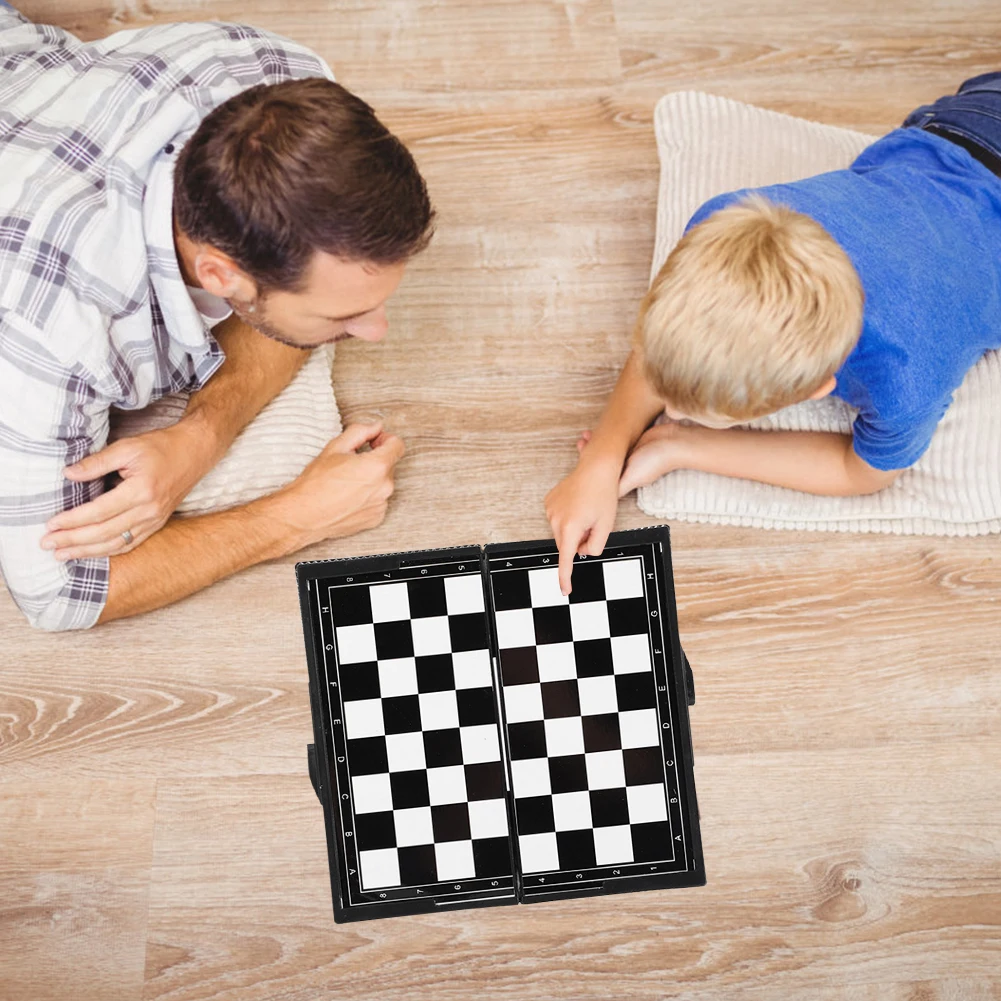 Mini Schaakbord Opvouwbaar Schaakspel Draagbare Magnetische Schaakbordspellen Ouders Kinderen Interactie Entertainment en Onderwijs