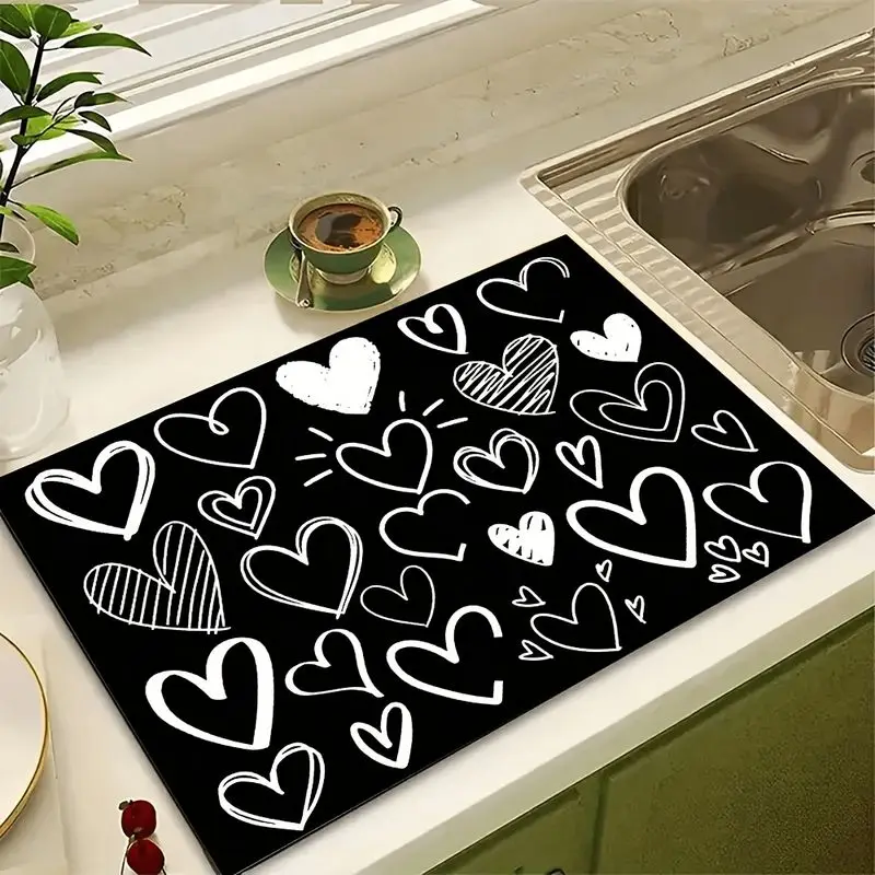 VIKAMA Black White Heart Kitchen Drain Mat Hand Drawn Graffiti Heart Absorbent Non Slip Coffee Machine Mat Kitchen Home Decor