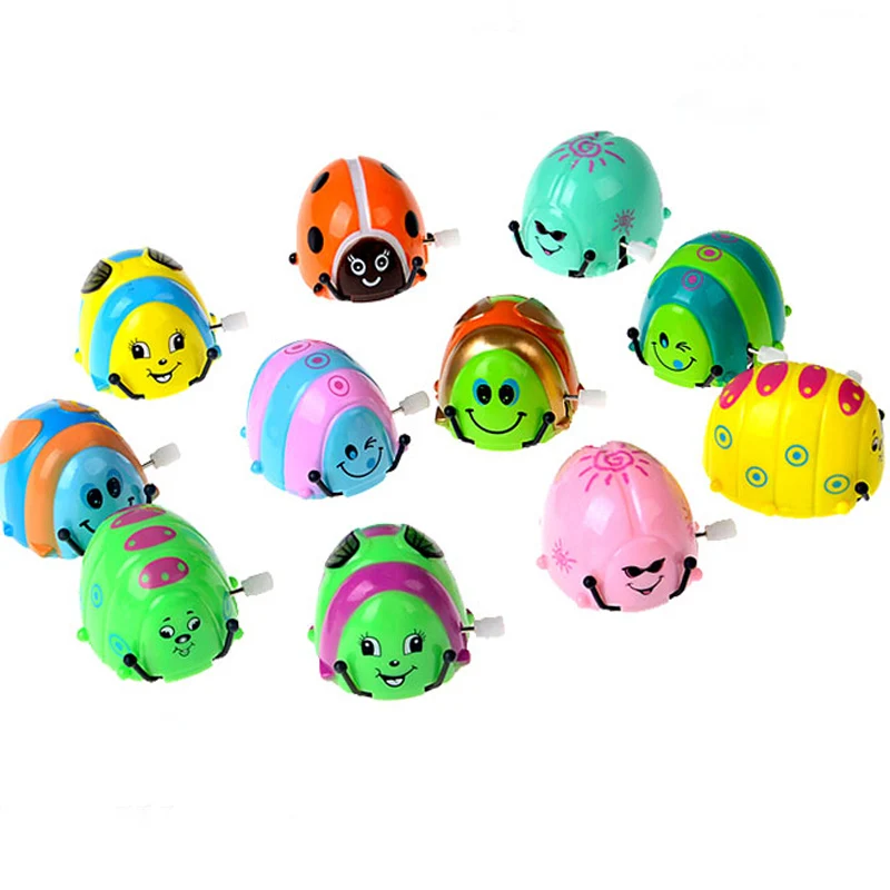 1pc Random Clockwork Beetle Toy 2018 Funny Cartoon Animal Type Kids Baby Toys Small Chain Beetle Dump On the Chain