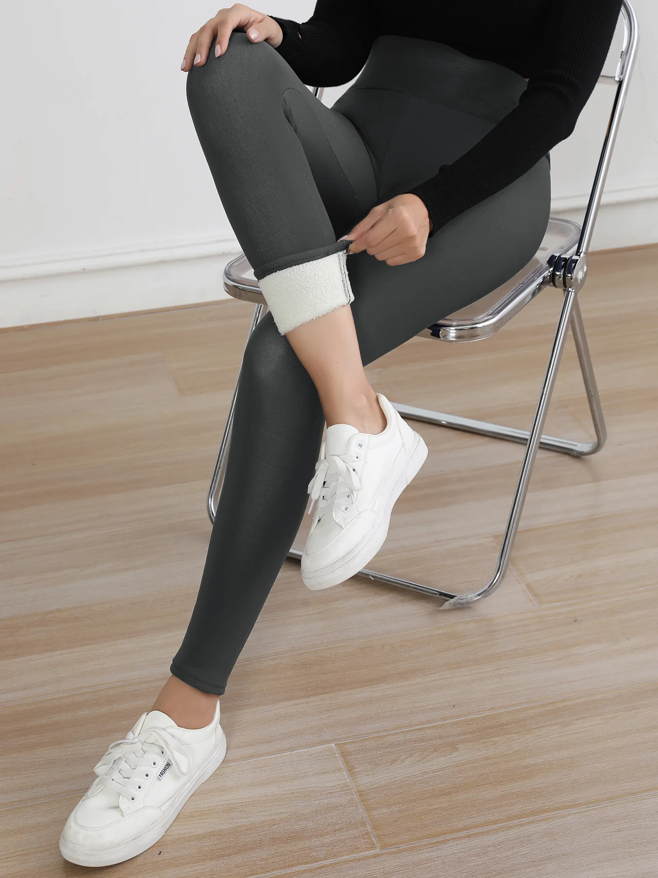 Fleece-Gefütterte Thermo-Leggings für Damen Hochgeschnittene Dehnbare Dicke Winter-Warmhosen für Freizeit & Alltag – Detail 9