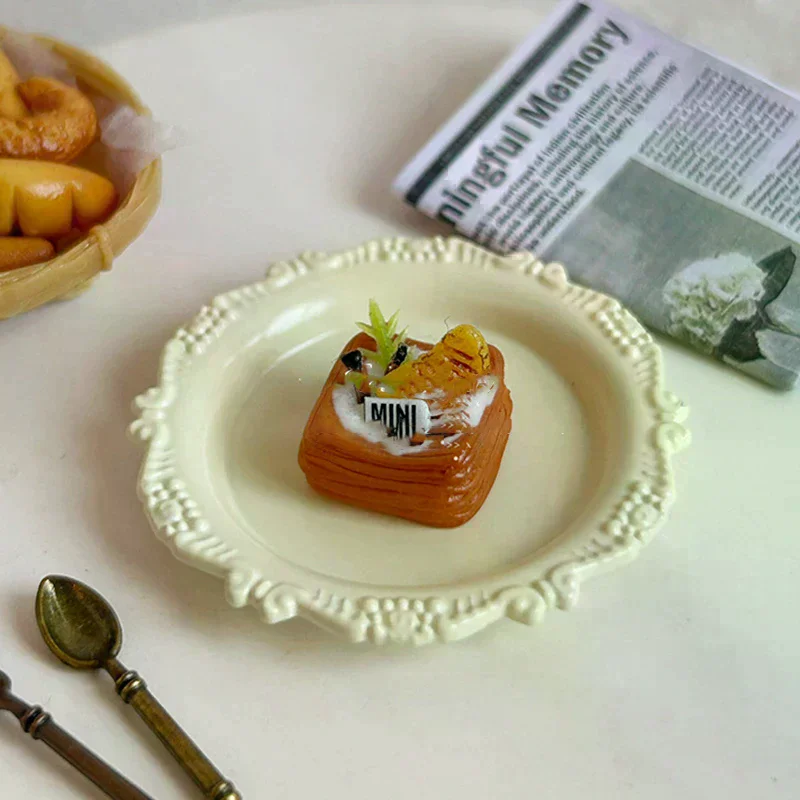 Conjunto de brinquedos de prato de pastelaria de escultura retrô: 3 peças de casa de bonecas em miniatura para meninas brincar na cozinha