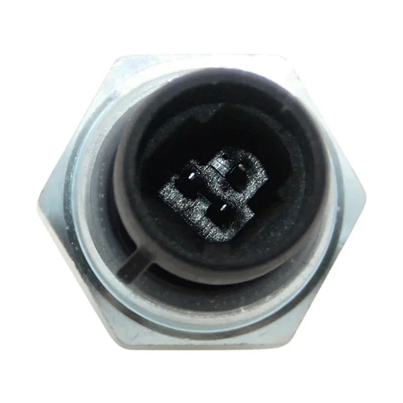 Free Shipping Oil Pressure Sensor RE167207 For John Deere Engine Code DT466E I530E DT466/530 HT53
