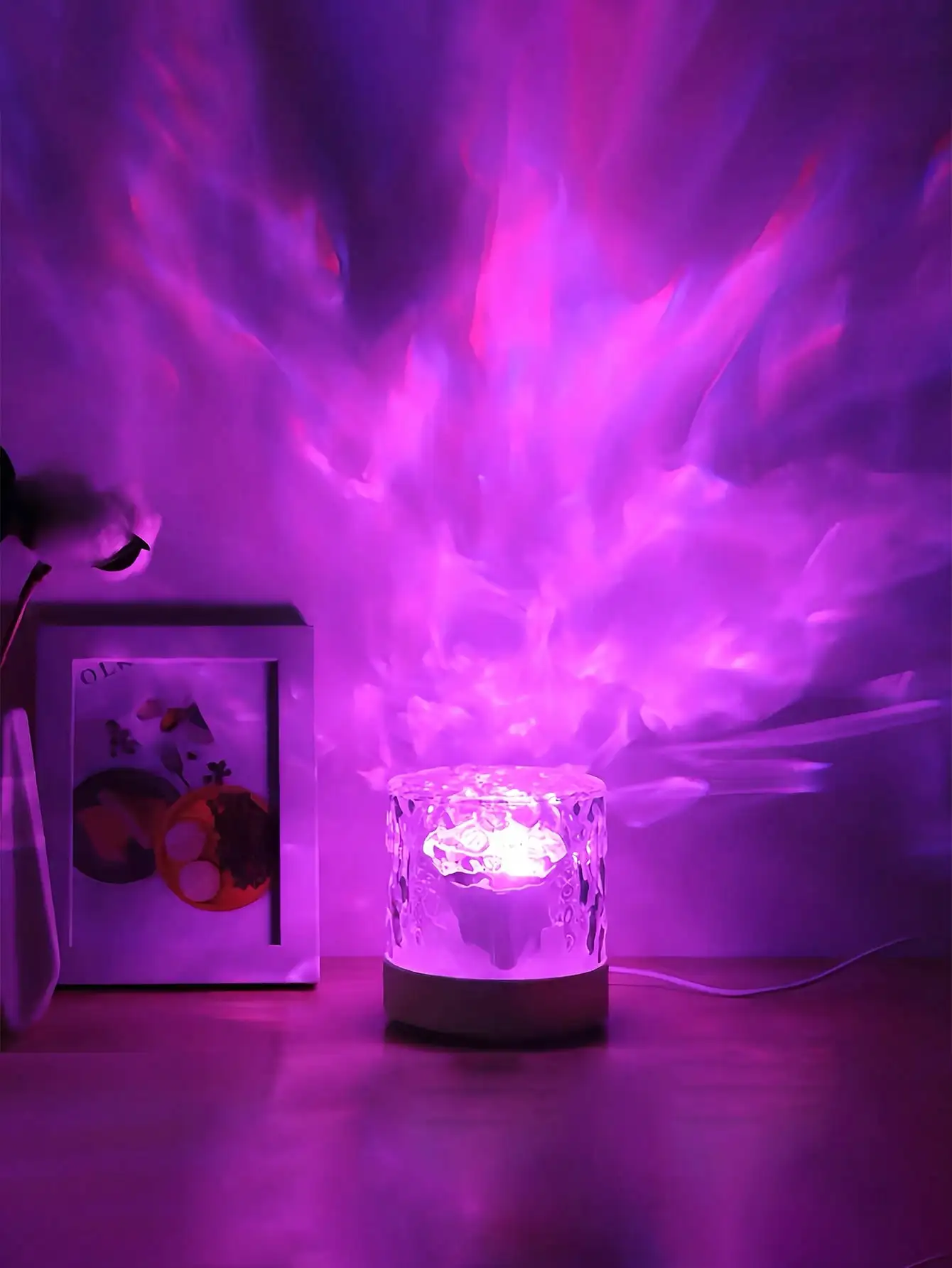 Cylindrical Water Wave RGB Projection Lamp, 16-Color Dynamic USB Night Light for Bedroom Christmas Decor