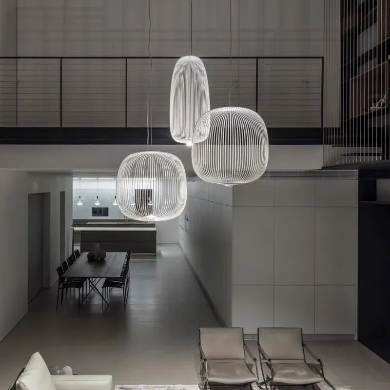 Plafonnier en fer au design moderne, design créatif, luminaire décoratif d'intérieur, idéal pour un salon, une salle à manger ou une villa