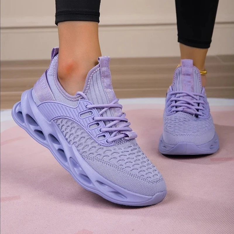 Summer Women's Shoes Men Women Running Sports Shoe Lightweight Breathable Comfortable Flat Soft Tennis Shoe Man Sneakers