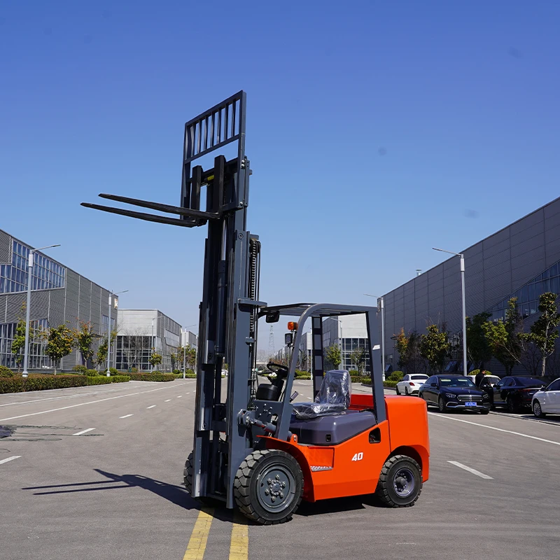 Hot-selling four-wheel forklift with lifting arm electric forklift