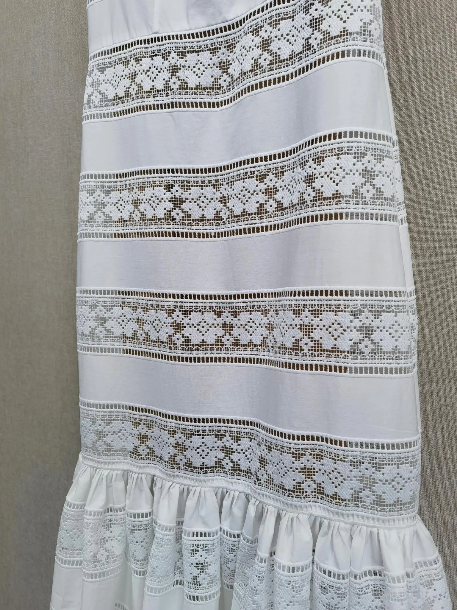 

Spring/Summer Women Square Neck Sleeveless Lace Hollow Embroidery Spliced Solid Maxi Dress High Waist A-line Camisole Dress
