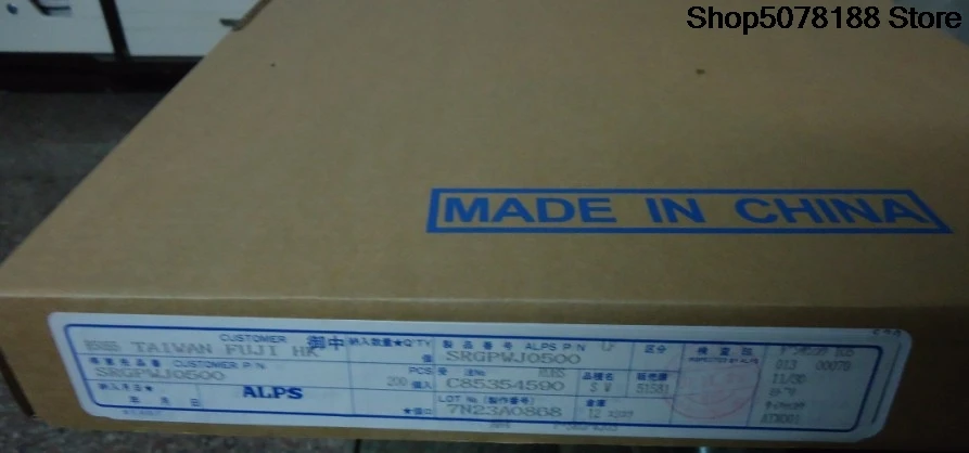 Encoder del volume del veicolo ad asse cavo giapponese ALPS Interruttore di codice a 16 impulsi a 16 bit SRGPWJ0500