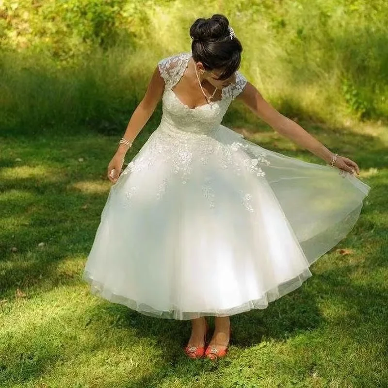 Vestidos de casamento curtos personalizados uma linha branco vintage querida vestido de casamento renda chá comprimento vestidos de noiva 2022