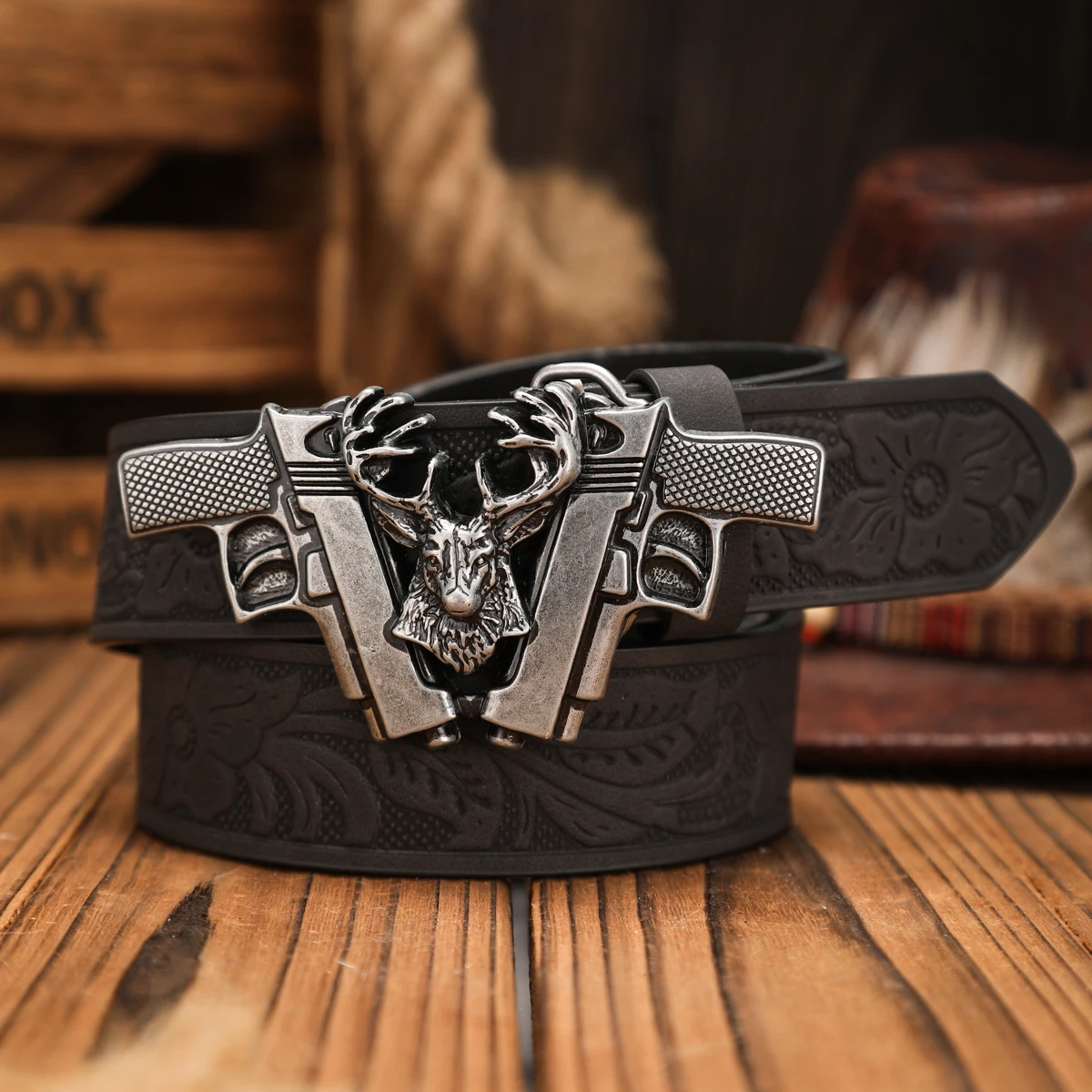 Ein PU-Gürtel im Western-Stil, geeignet für Männer und Frauen, ein einzigartiger Retro-Gürtel in Dunkelbraun (mit perforierten Nieten) – Detail 5
