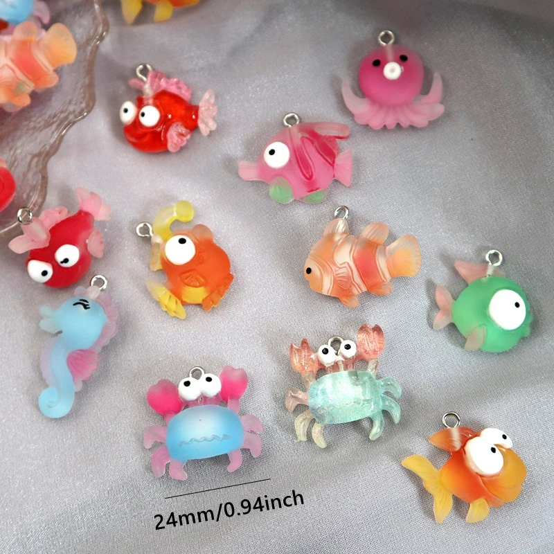 10pcs Random Mixed Marine Animal Nailing Charms Transparent Fish Flat Back Resin Pendant DIY Necklace Bracelet Chain Accessories