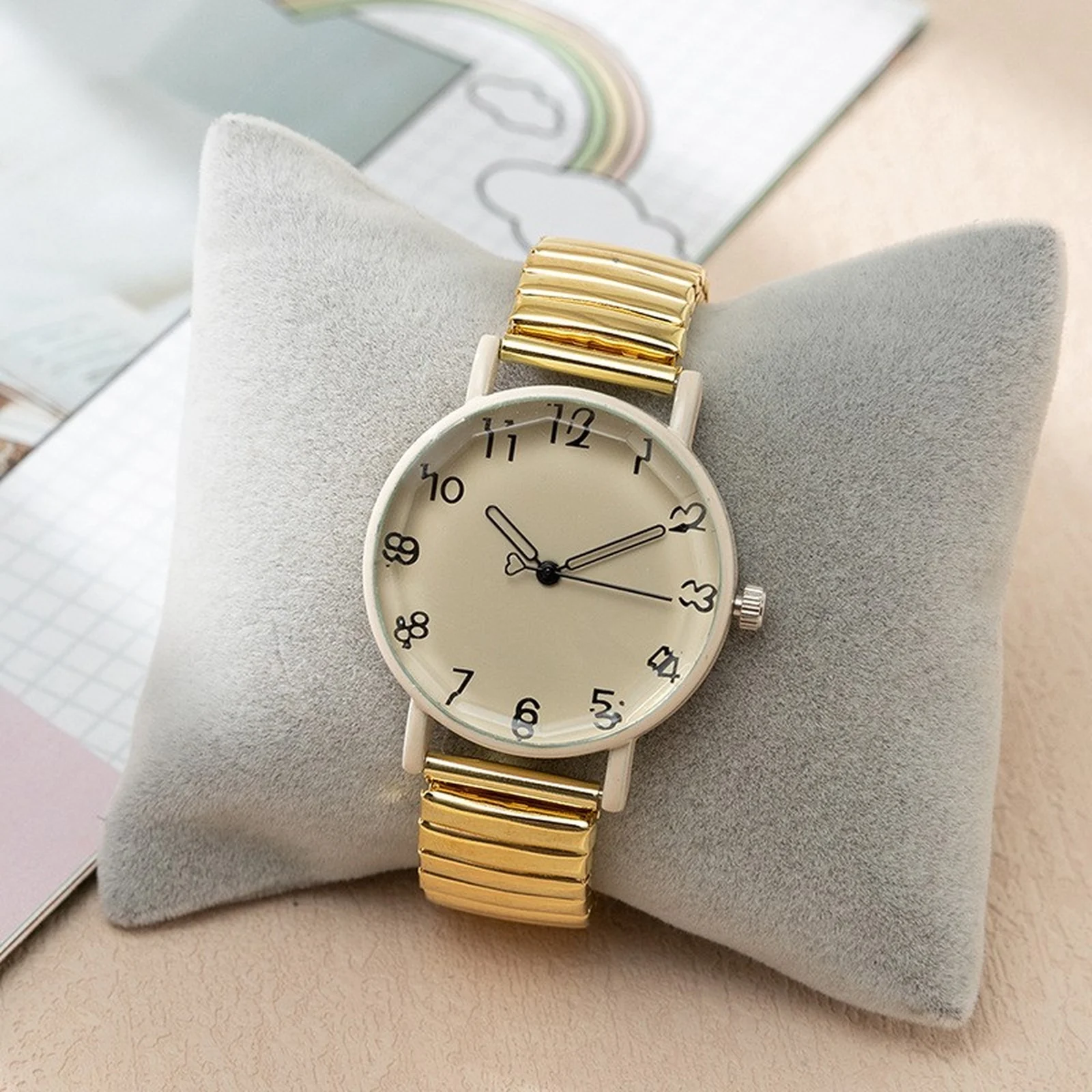 Women's Fashion Simple Digital Design Quartz Watch Solid Color Casual Stretch Buckleless Strap Round Dial Watchwrist