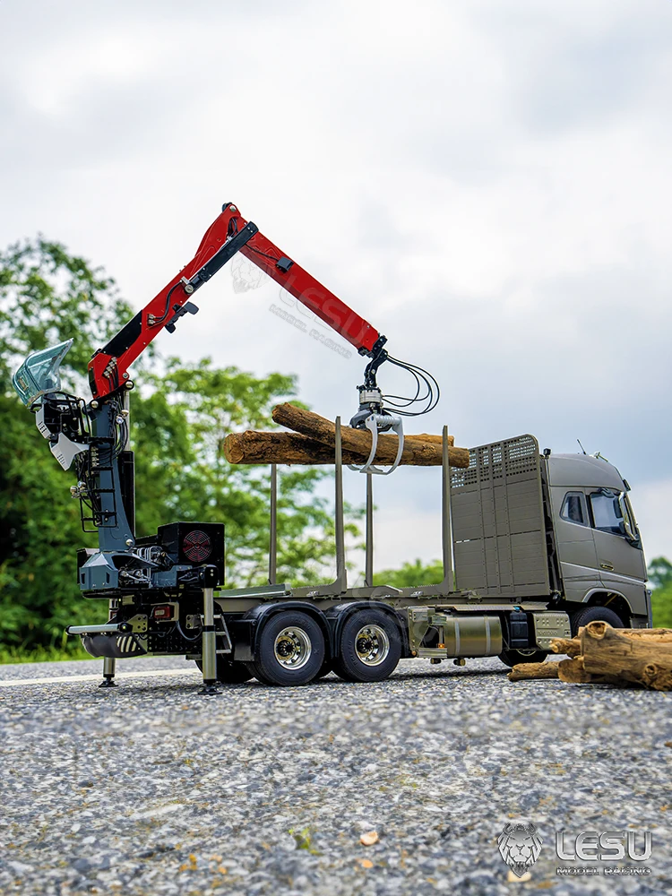 LESU Metalowa hydrauliczna pomalowana na drewno Zmontowane części zamienne Żuraw do zabawek 1/14 RC Przyczepa z bali Ciągnik na drewno Ciężarówka