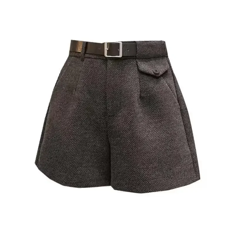 Women\'s Woolen Shorts for Fall and Winter High-Waisted Thick Shorts Black Korean Style Slimming A-Line Tapered Pants with Boots