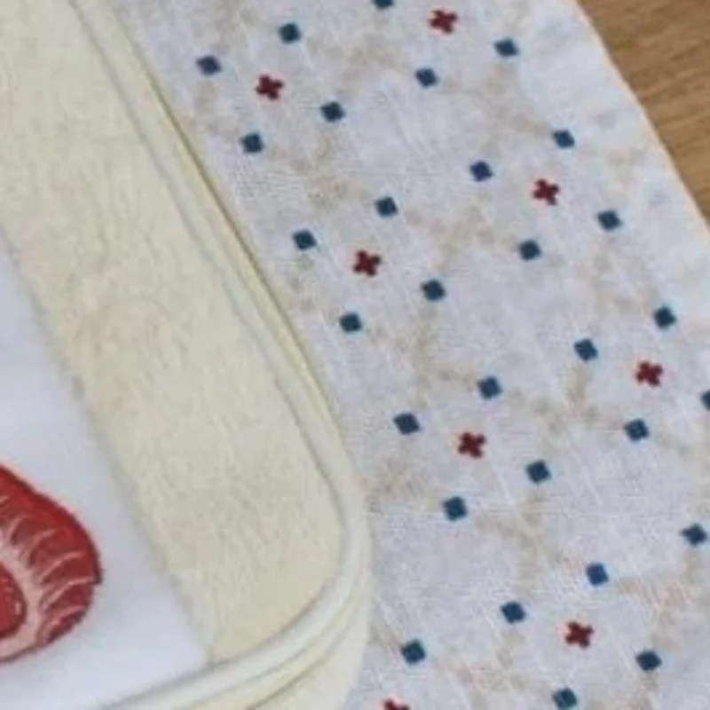 Cute Embroidered Strawberry Pencil Case Portable Stationery Pen Box Multi Functional Large Capacity Makeup Bag Storage Bag