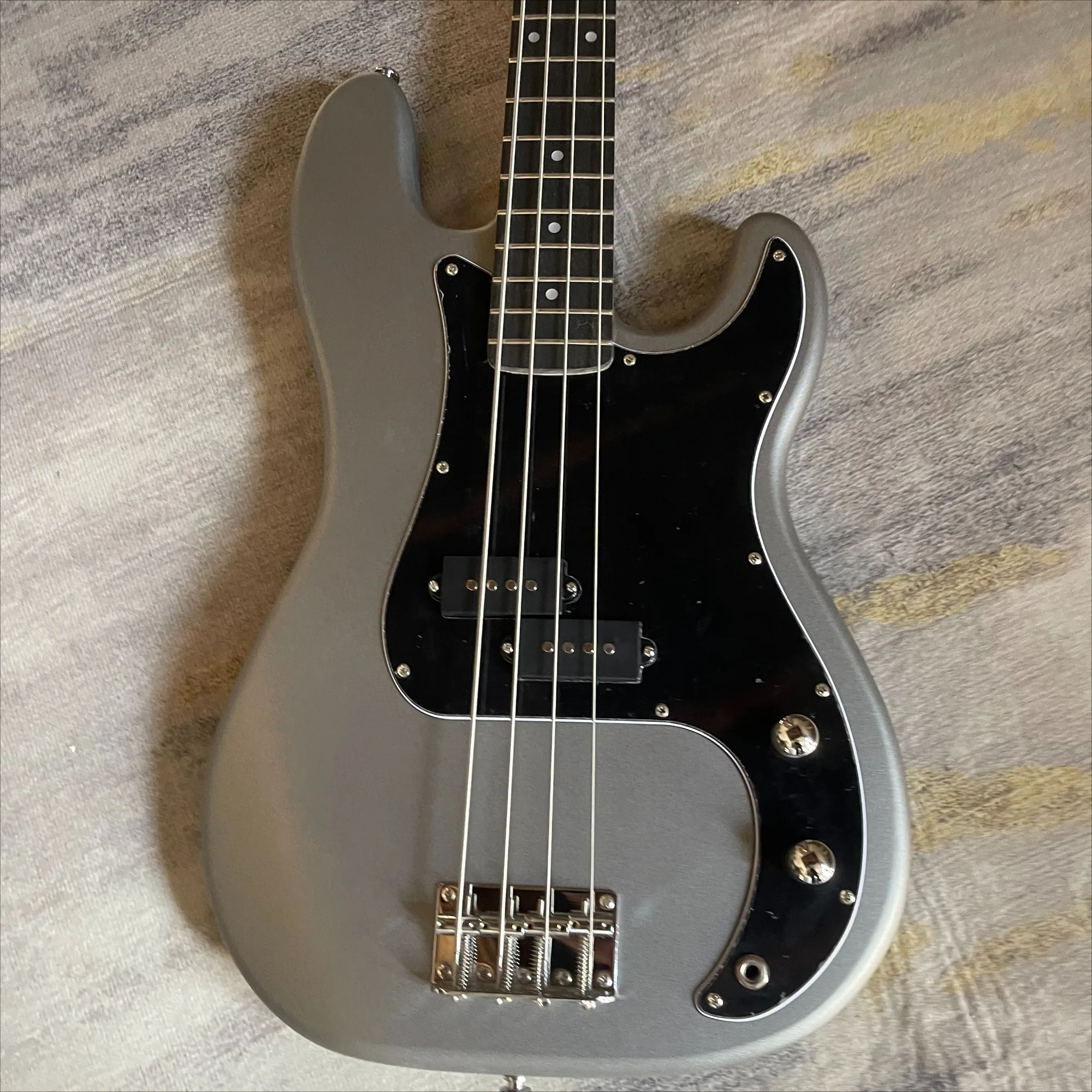Hot 4-String Bass Silver Gray Electric Guitar Black Pickguard Split-Coil Pickup Alder Wood Body Free Shipping Rock Punk