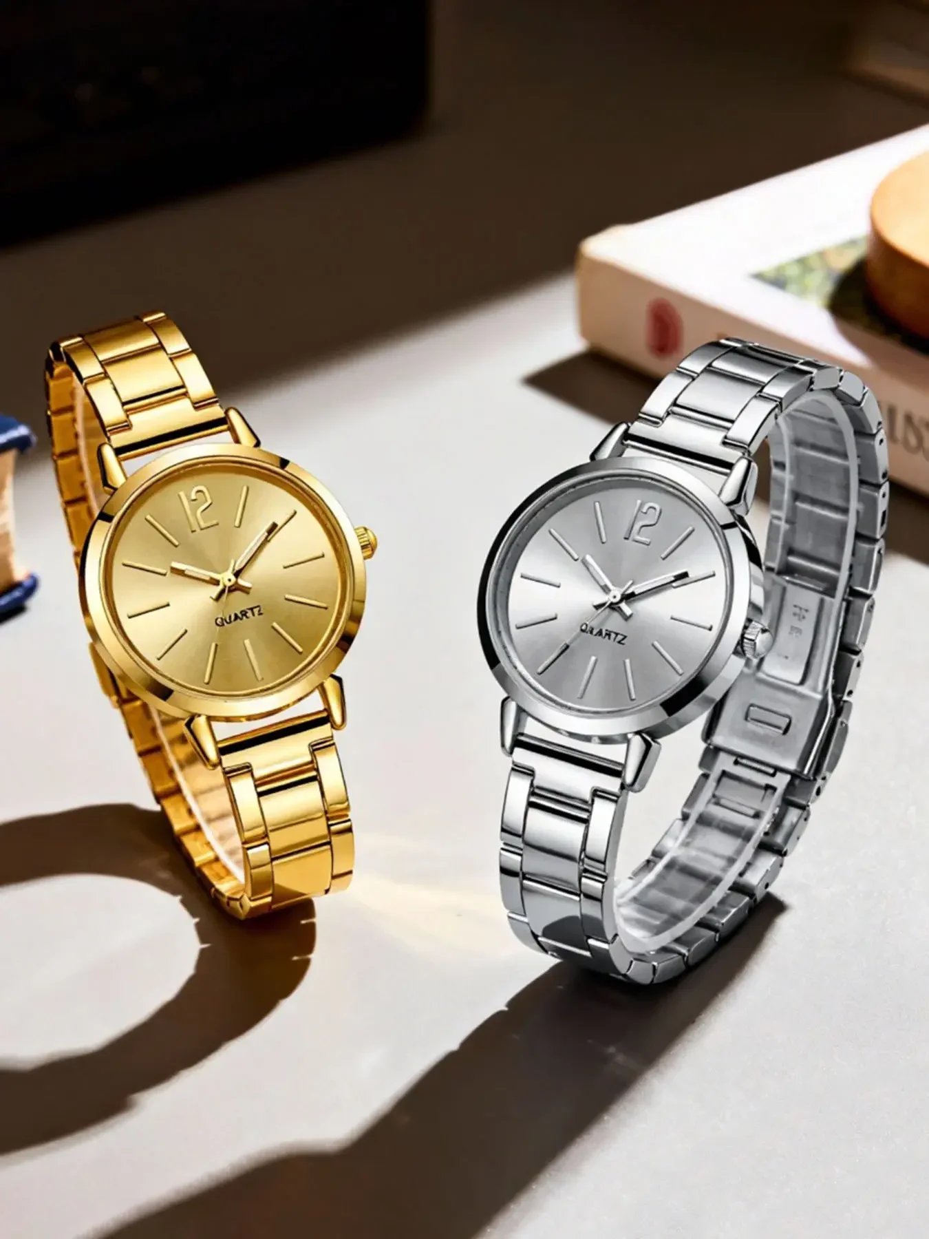 Women Round Metal Band Quartz Watch Minimalist Dial Gold Silver Optional Ladies Wristwatch