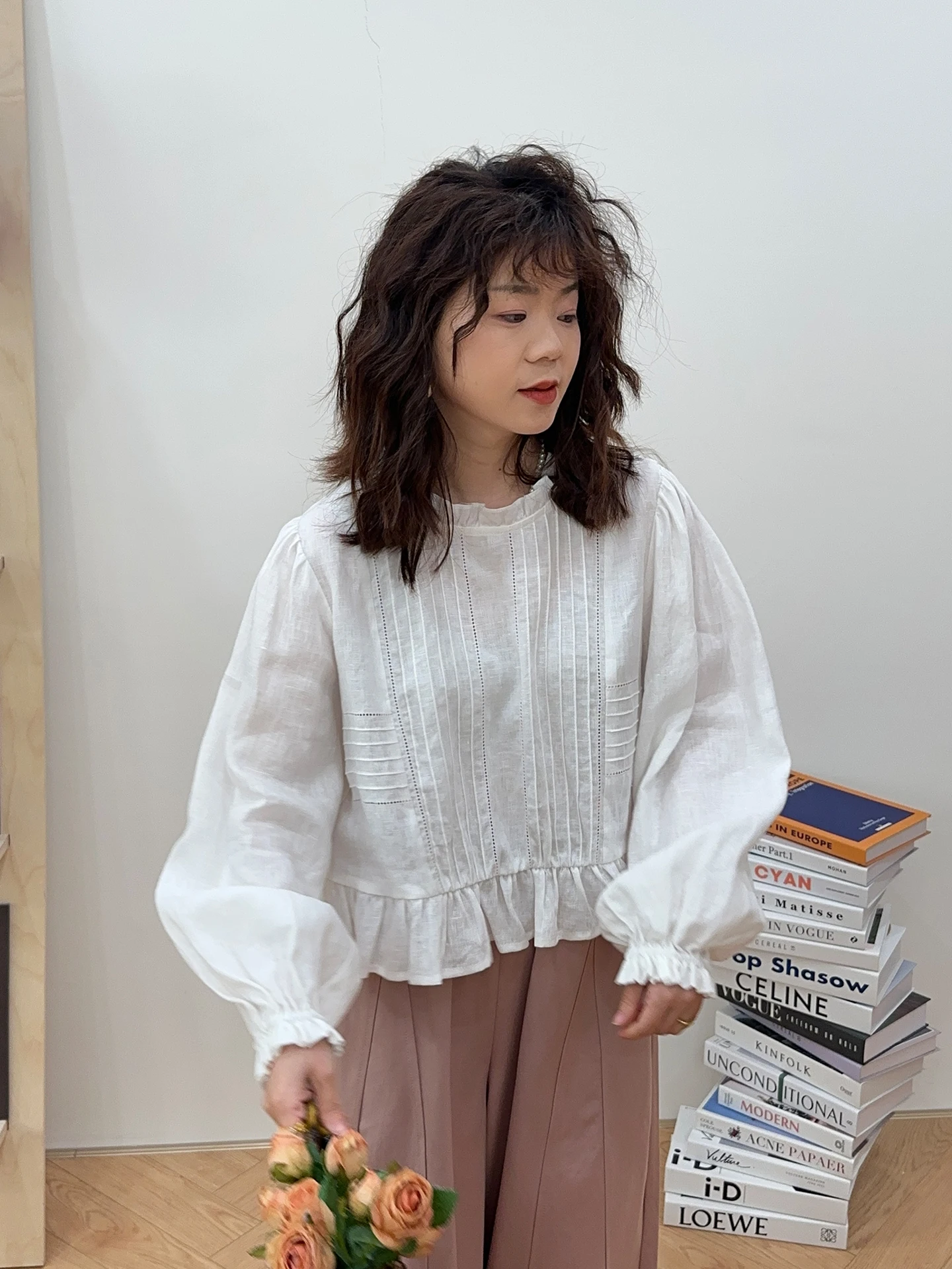 

Daily Commute Versatile Lace Pleated Shirt Korean Style Loose Fit Long Sleeve round Neck Breathable Linen Women's Blouse